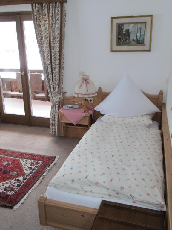 Hotel-Pension-Ostler Bad Wiessee Ruang foto