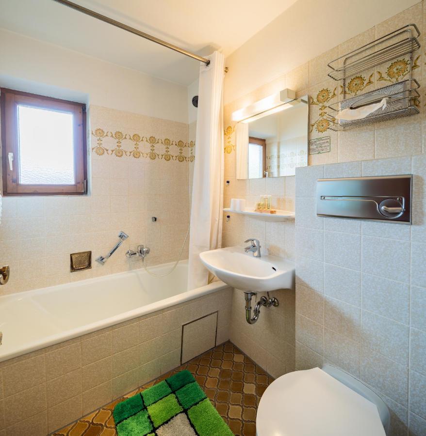 Hotel-Pension-Ostler Bad Wiessee Bagian luar foto