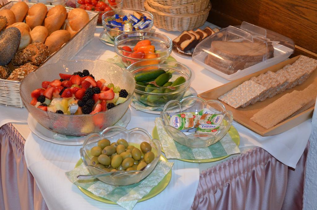 Hotel-Pension-Ostler Bad Wiessee Bagian luar foto