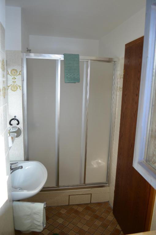 Hotel-Pension-Ostler Bad Wiessee Ruang foto